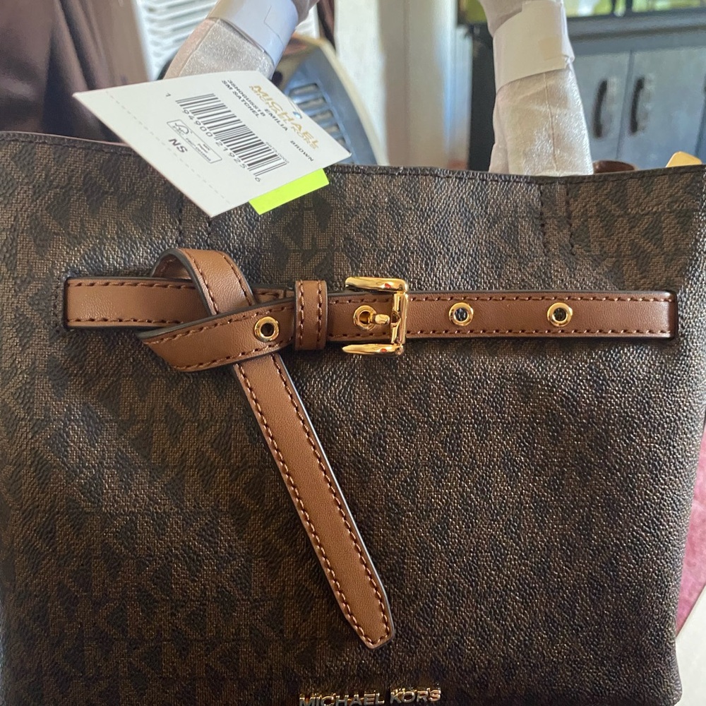 Michael Kors Small Emilia Satchel